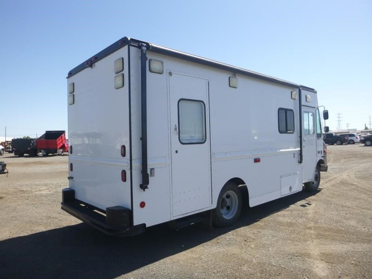 2002-utility-van-image-4