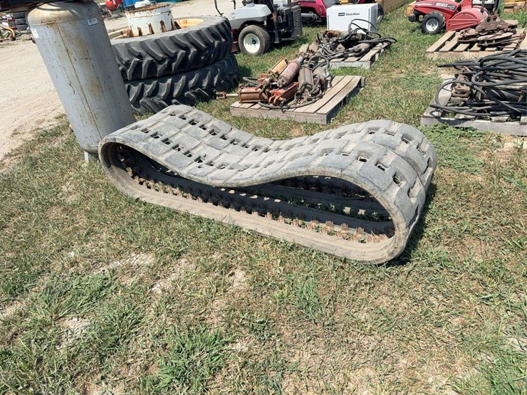 bobcat-t66-image-1