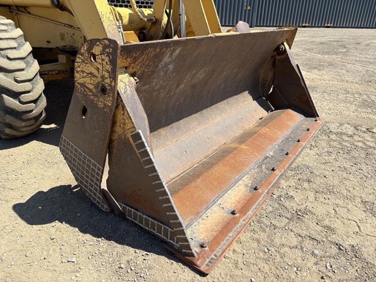 1998-deere-410e-image-10