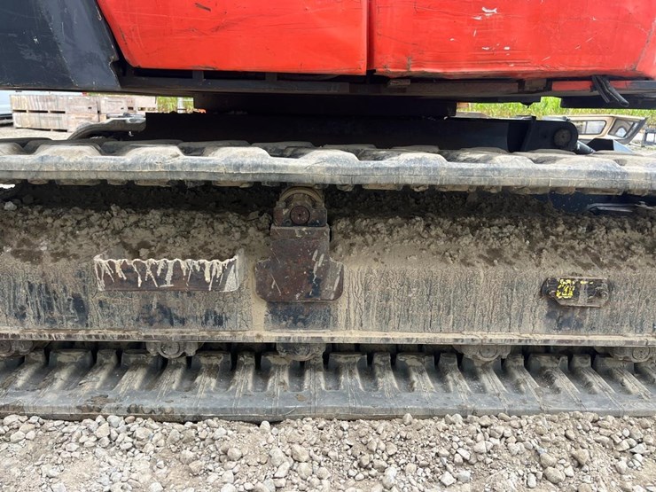 2019-kubota-kx080-image-24