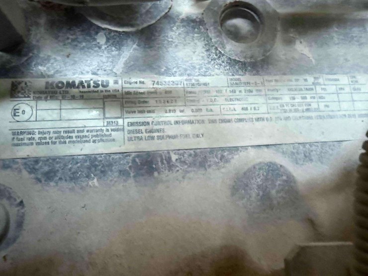 2018-komatsu-wa380-8-image-11