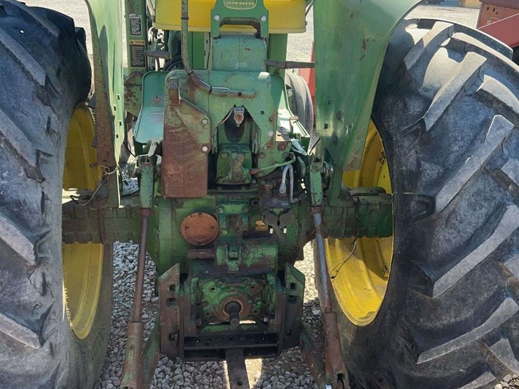 john-deere-4020-image-12
