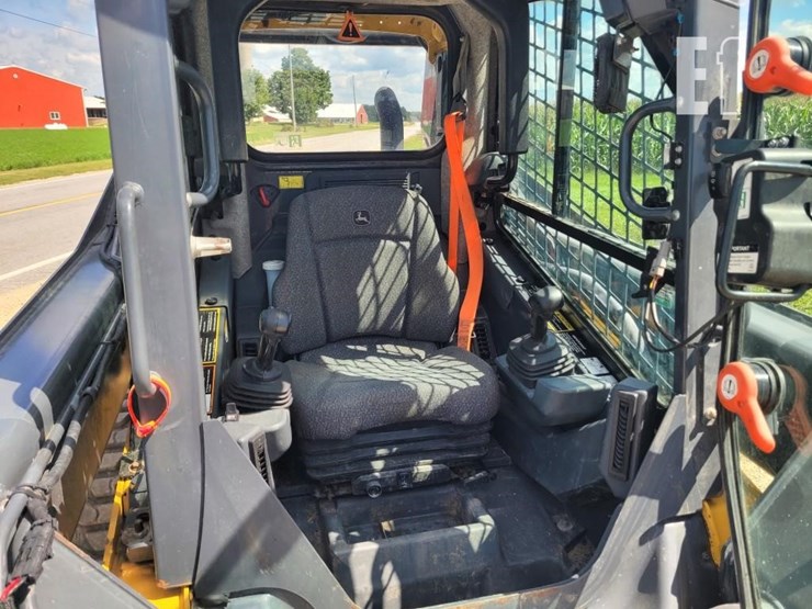 2023-deere-324g-image-13