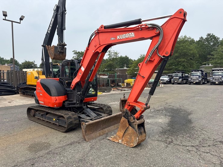 2019-kubota-kx080-image-2