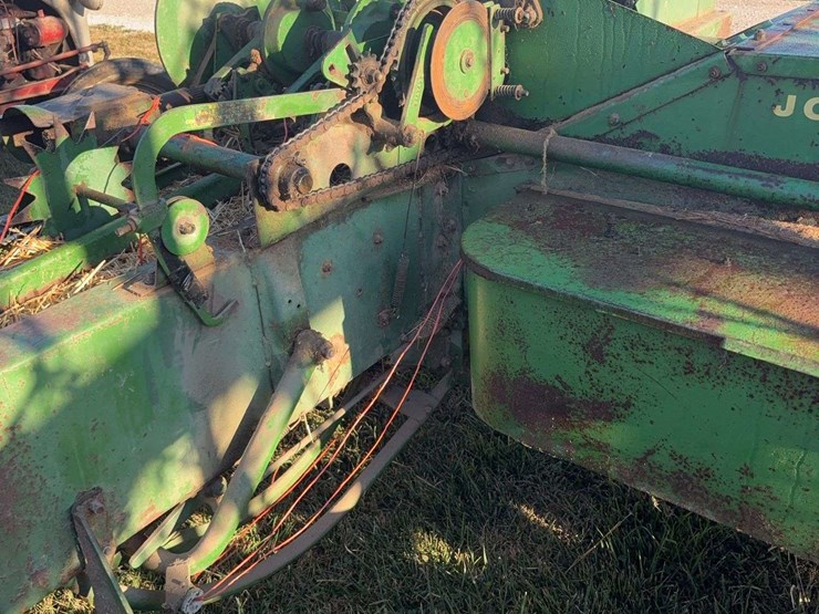 john-deere-24t-image-10