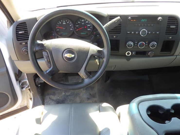 2013-chevrolet-1500-image-7