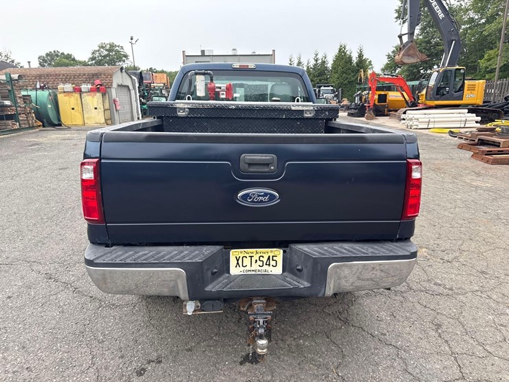 2015-ford-f350-xl-image-5