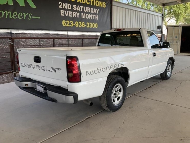 2003-chevrolet-silverado-1500-image-7
