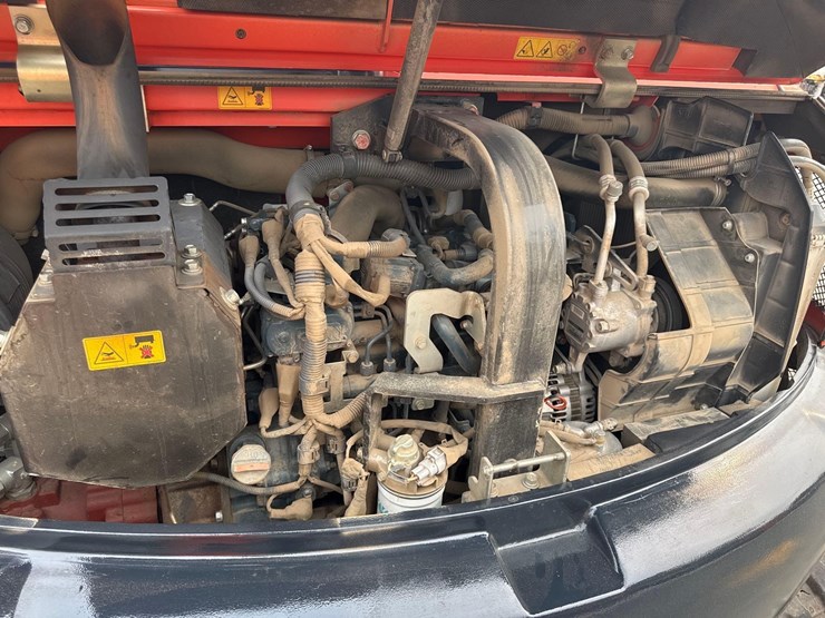 2019-kubota-kx080-image-18