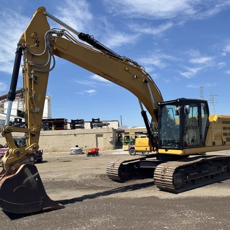 2020 CATERPILLAR 320