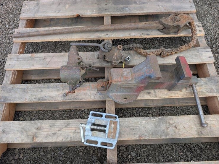 5--assorted-vises-image-2