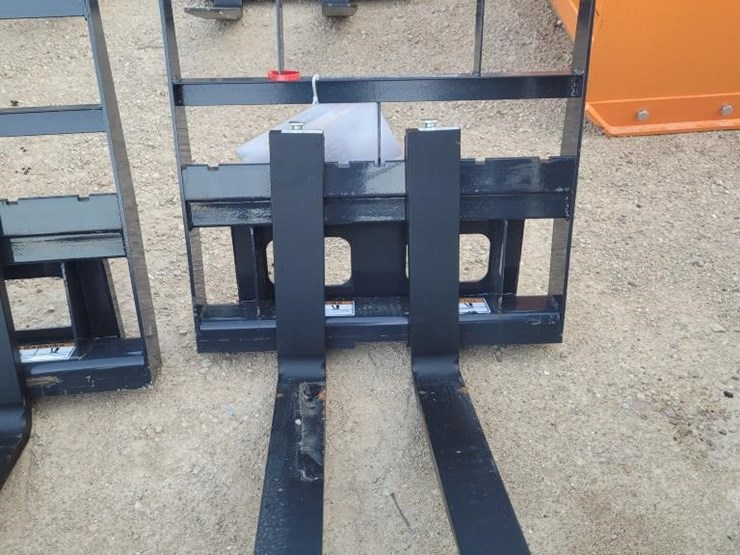 wolverine-mpf-11-2500g-pallet-fork-image-1