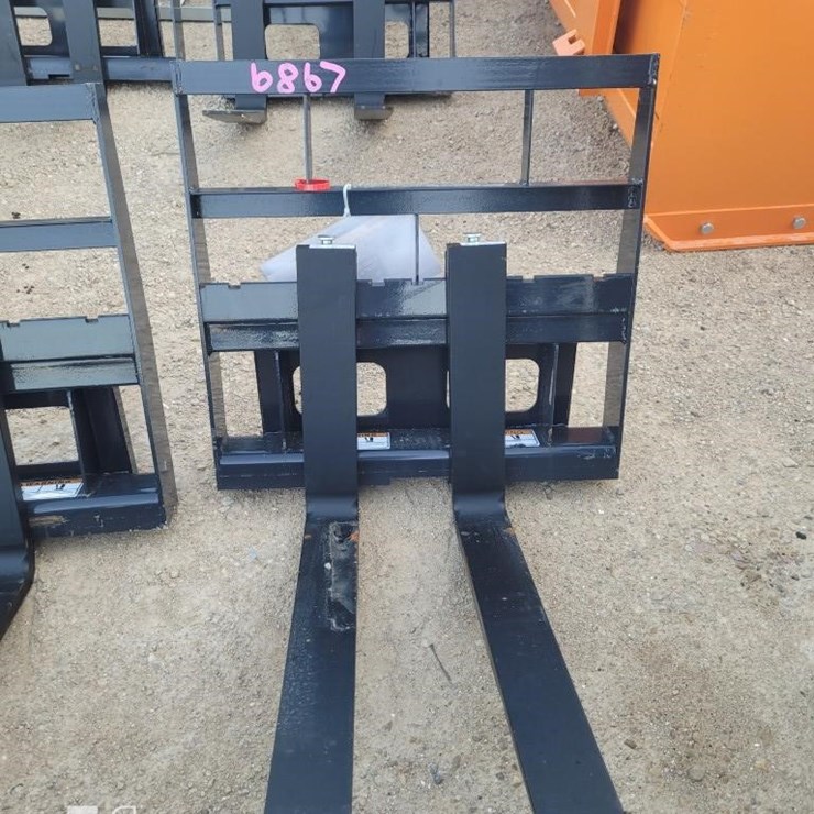 WOLVERINE MPF-11-2500G PALLET FORK