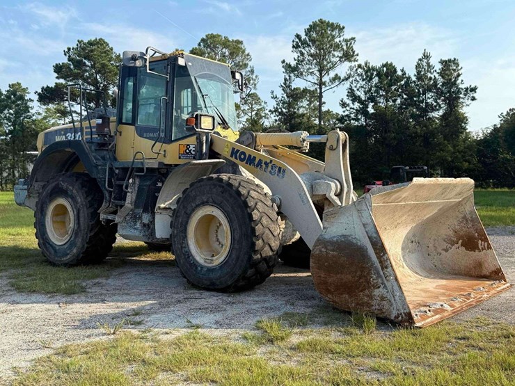 2018-komatsu-wa380-8-image-2