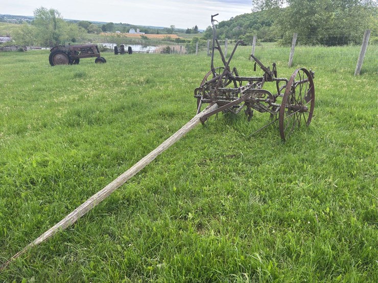 horse-drawn-cultivator-image-1