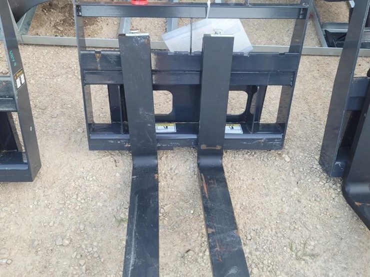 wolverine-mpf-11-2500g-pallet-fork-image-1