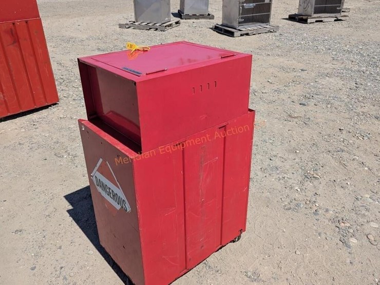 hi-tec-toolbox-w/-tools-image-8