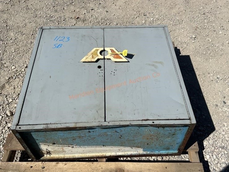 70's-big-a-auto-parts-cabinet-image-2