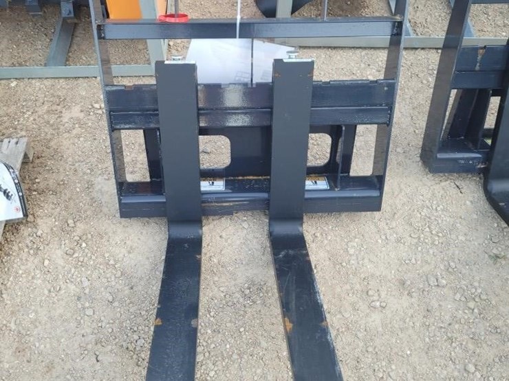 wolverine-mpf-11-2500g-pallet-fork-image-1