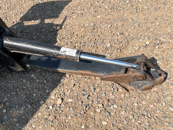 bradco-611-image-11
