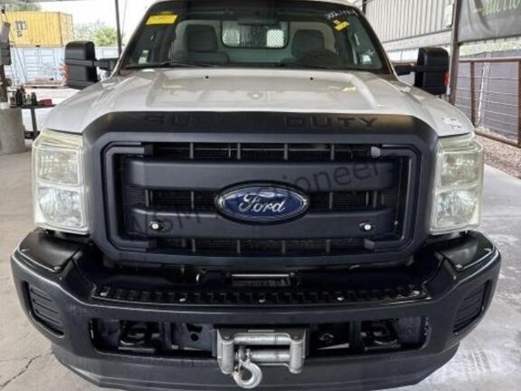 2012-ford-f350-image-3