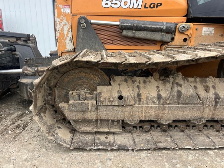 2019-case-650m-lgp-image-12
