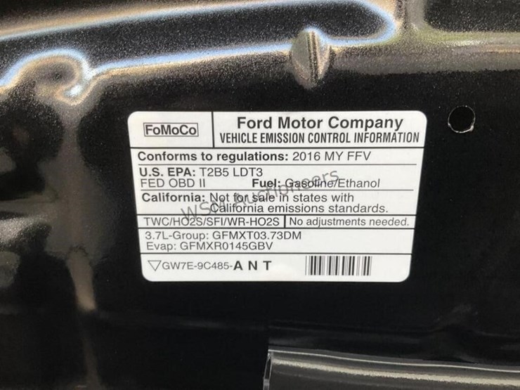 2016-ford-explorer-image-13