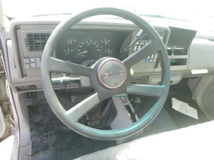 1993-gmc-3500-image-16