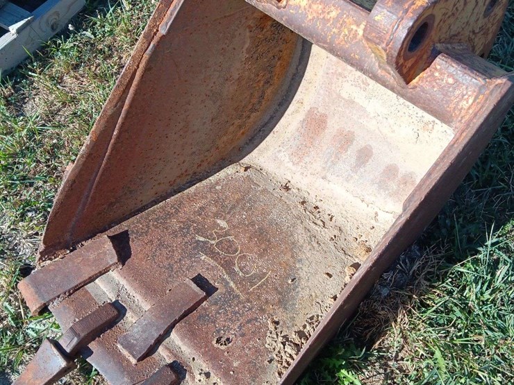 john-deere-24-image-1