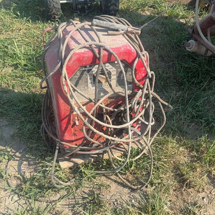 Lincoln welder, needs work