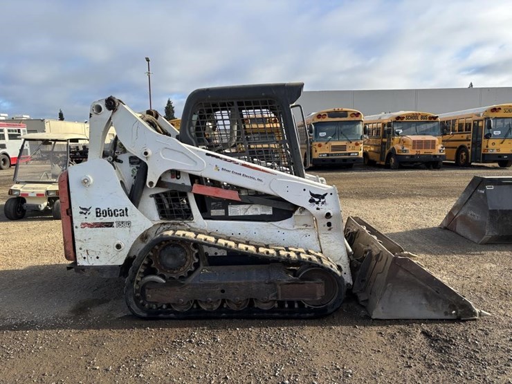 2016-bobcat-t590-image-7