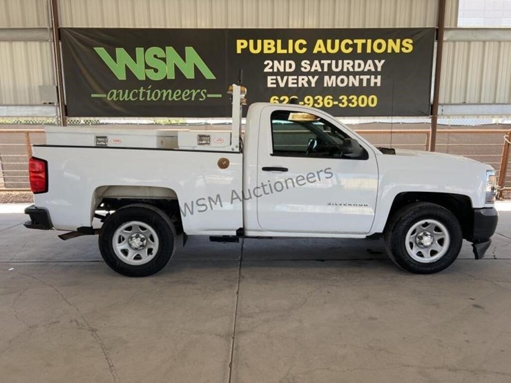 2016-chevrolet-silverado-1500-image-1