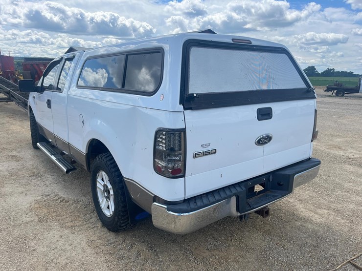 ford-f150-xlt-image-3