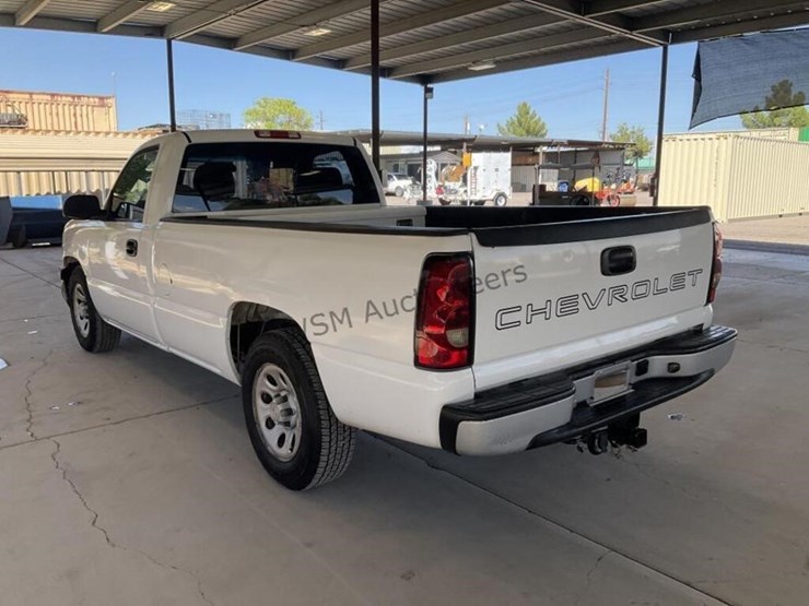2006-chevrolet-silverado-1500-image-5