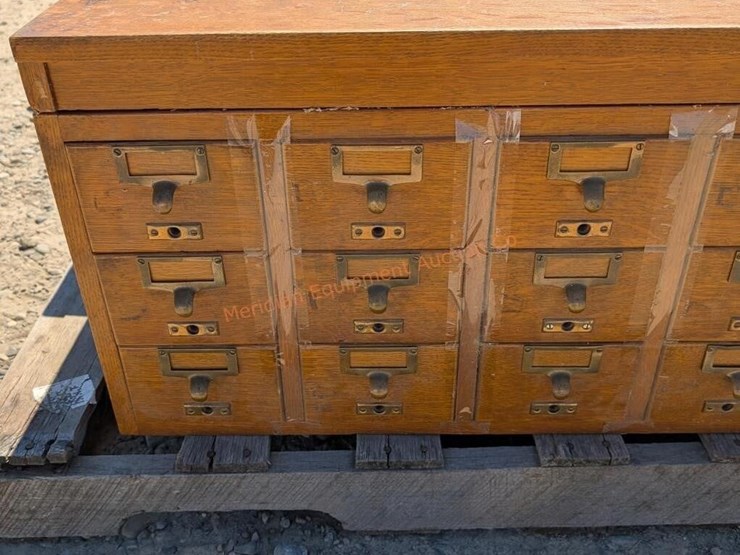 1--chest-&-1-index-file-cabinet-image-4