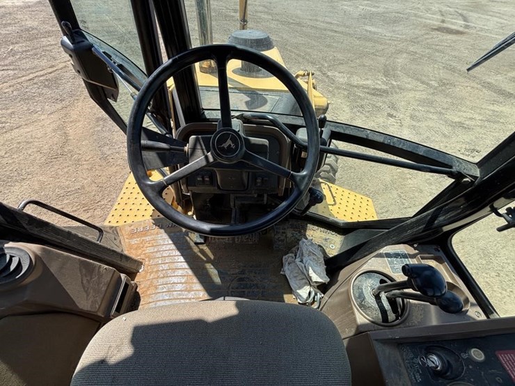 1998-deere-410e-image-36