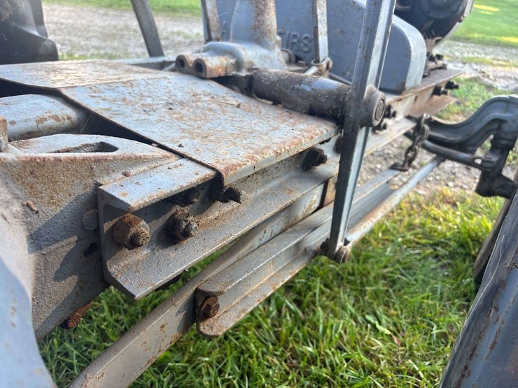 gibson-aeh-garden-tractor-image-64