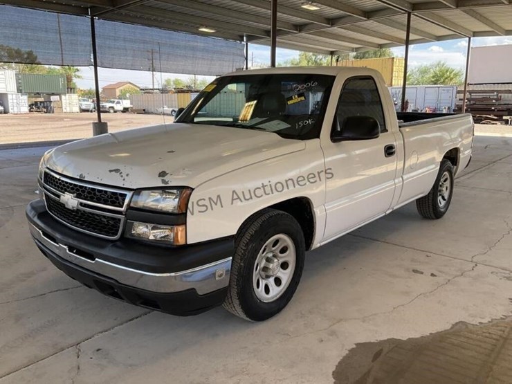 2006-chevrolet-silverado-1500-image-4