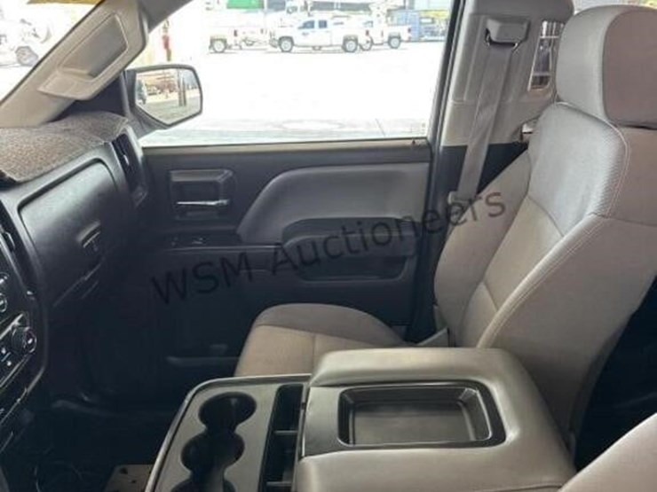 2015-chevrolet-silverado-1500-image-21