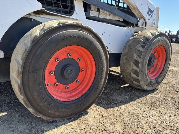 2021-bobcat-s740-image-15