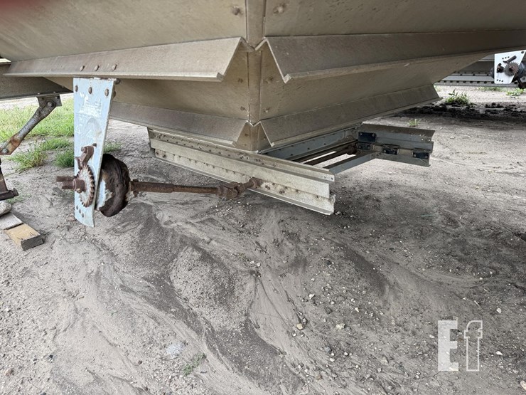 1995-wilson-grain-trailer-image-10