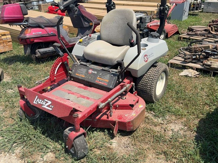 x-mark-lazer-zero-turn-mower,-329hrs,-52"-deck-image-2