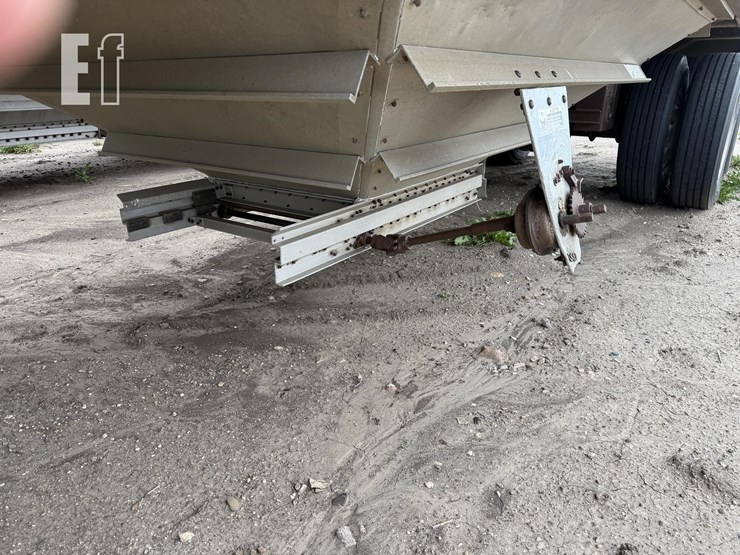 1995-wilson-grain-trailer-image-11