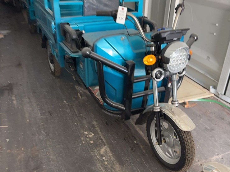 new-2025-iret13-tricycle-d2:d27with-bed,-runs-image-2