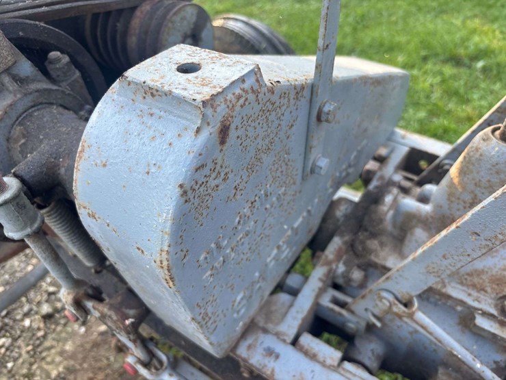 gibson-aeh-garden-tractor-image-23