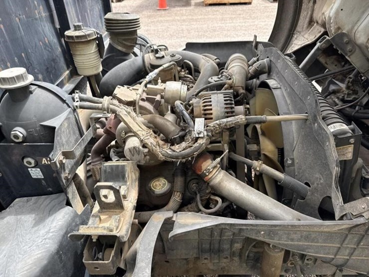 2006-ford-lcf-image-17