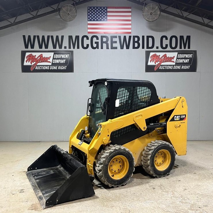 2017 CATERPILLAR 226D