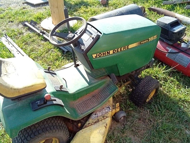 john-deere-165-image-2