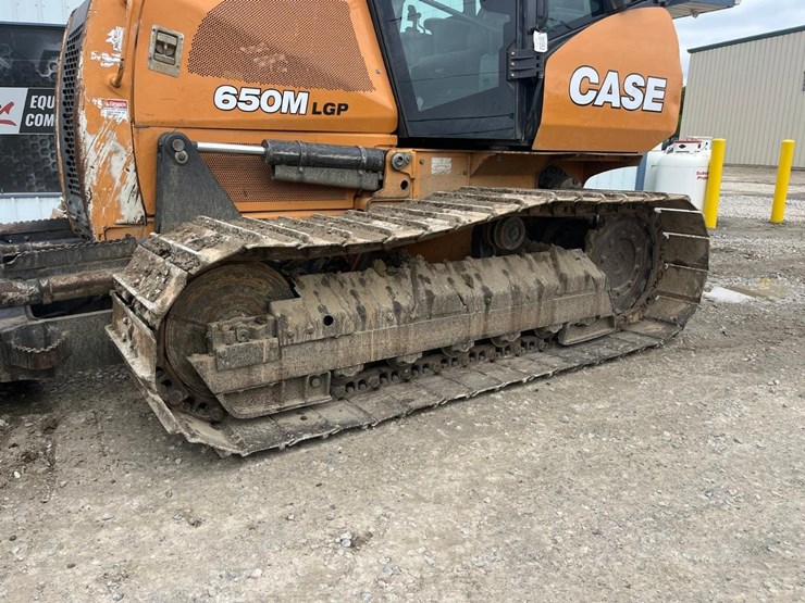 2019-case-650m-lgp-image-11