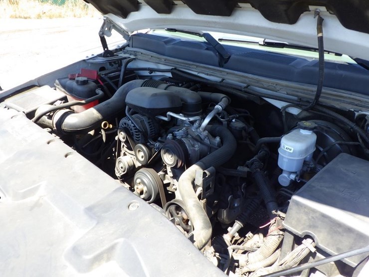 2013-chevrolet-1500-image-8